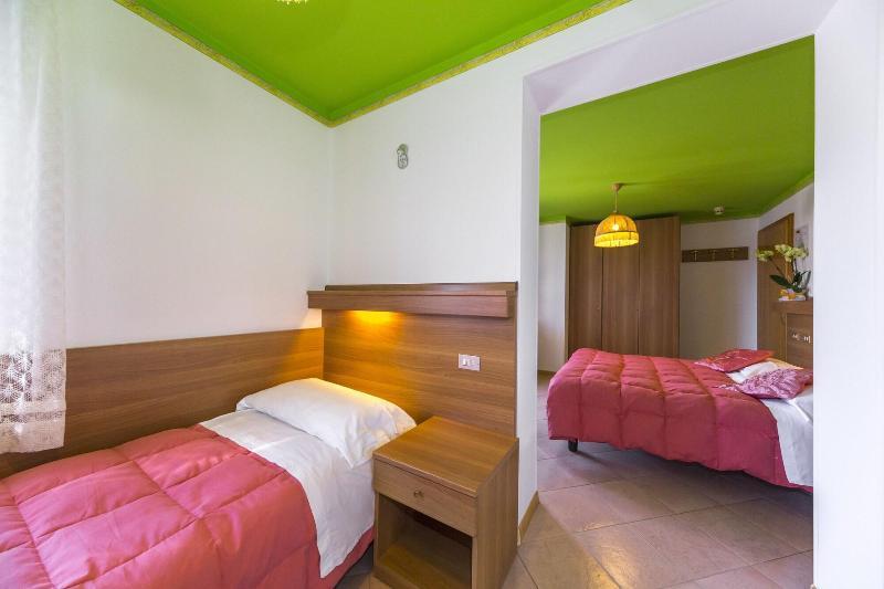 Hotel Trentino Folgaria Bagian luar foto