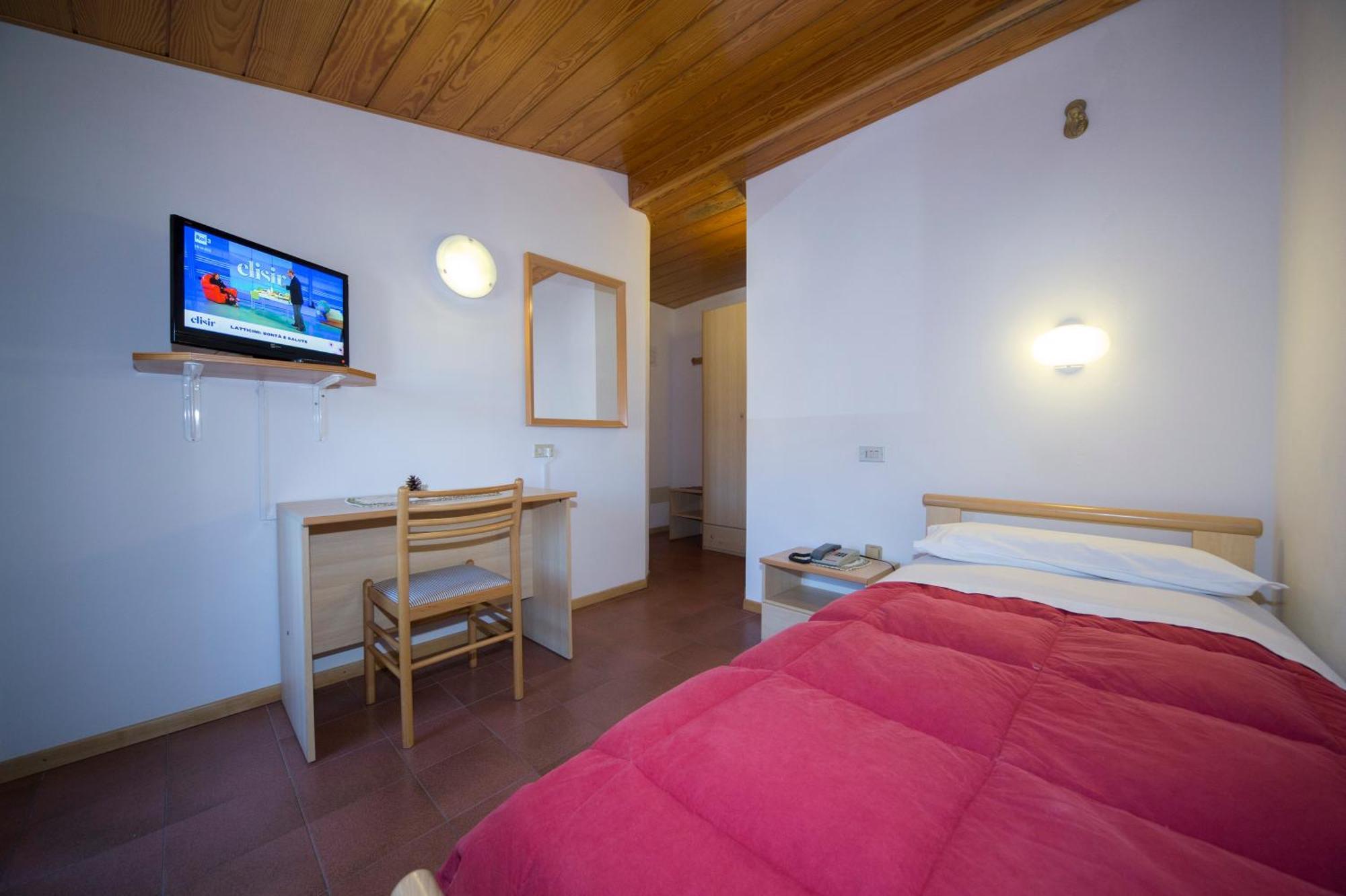 Hotel Trentino Folgaria Bagian luar foto