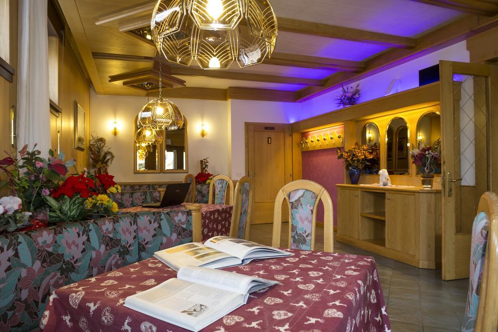 Hotel Trentino Folgaria Bagian luar foto