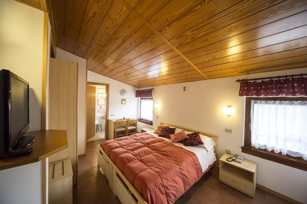 Hotel Trentino Folgaria Bagian luar foto