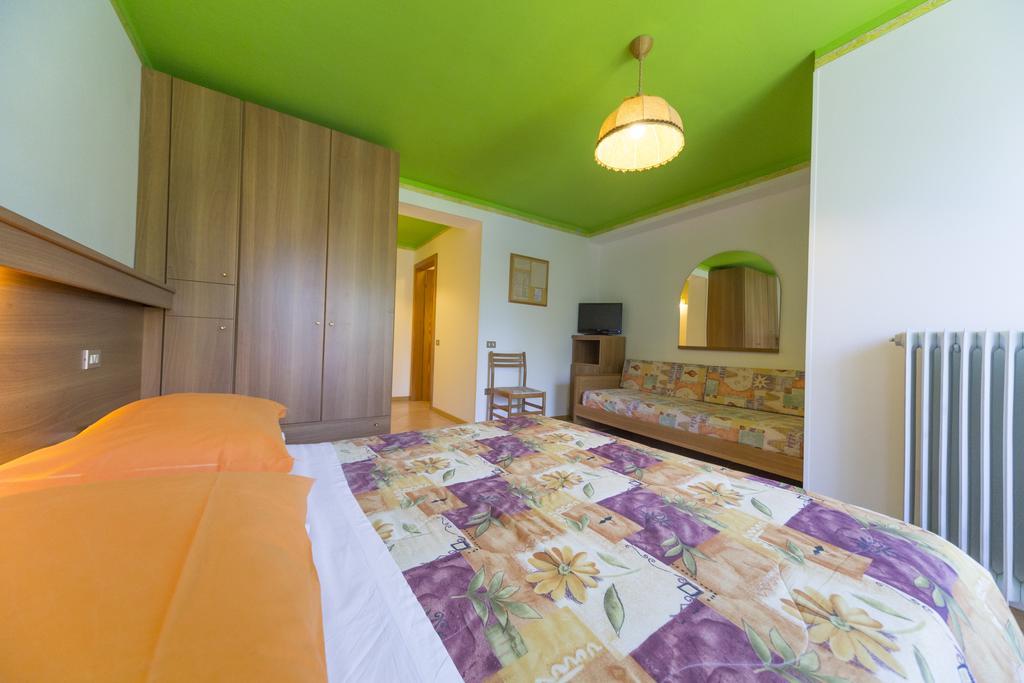 Hotel Trentino Folgaria Bagian luar foto