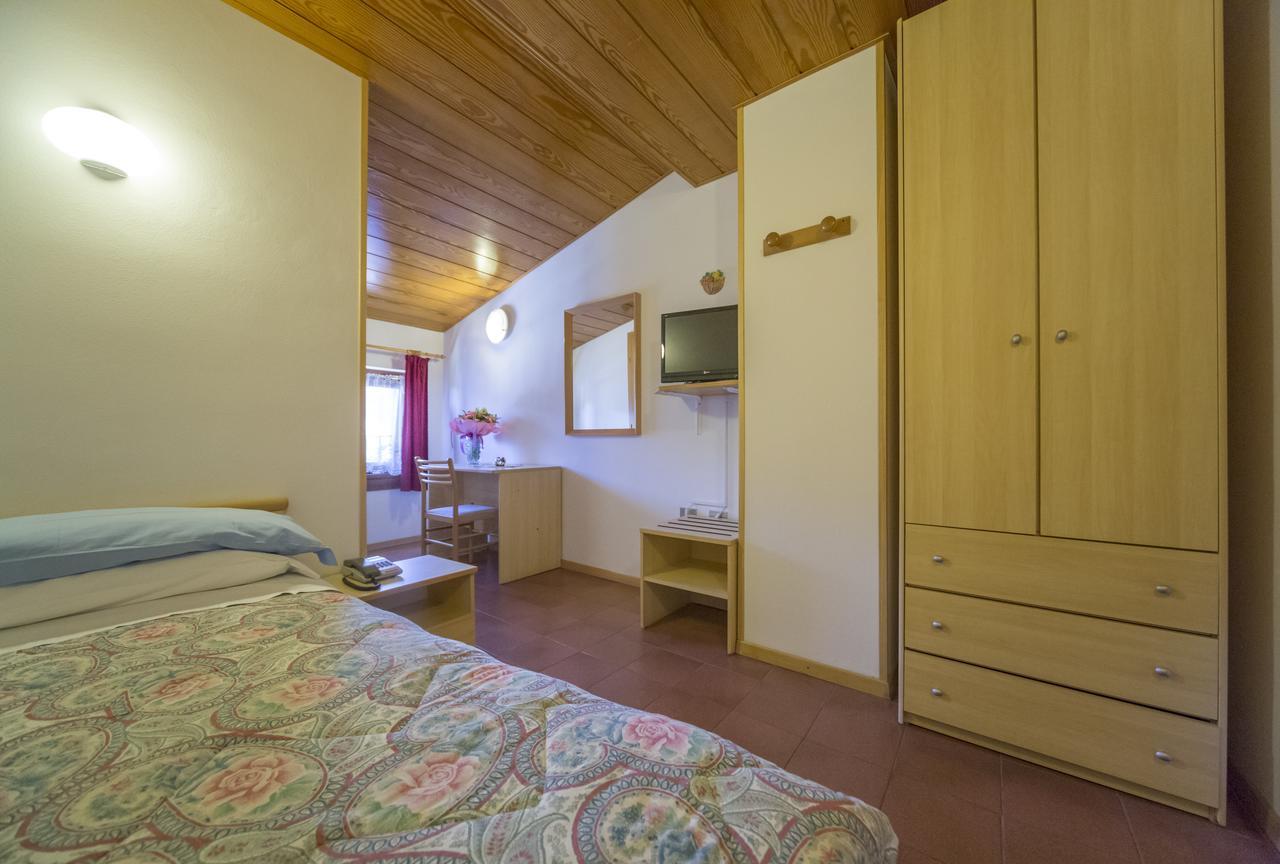 Hotel Trentino Folgaria Bagian luar foto